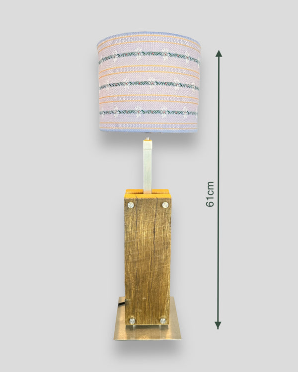 Tischlampe Eichenholz Edelstahl Lampenschirm mit originalem Edelweissstoff rustikal