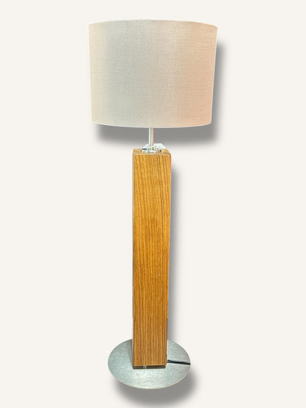 Tischlampe aus Altholz eiche mit Lampenschirm grau und rund