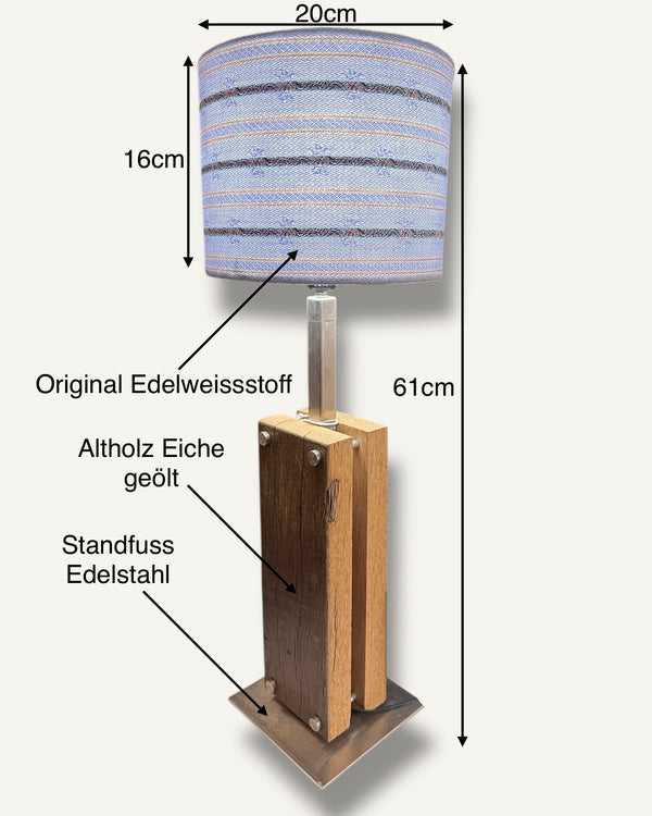 Tischlampe aus Altholz Eiche, Lampenschirm mit original Schweizer Edelweiss-Stoff
