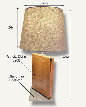Design-Tischlampe aus geölter Eiche und gebürstetem Edelstahl