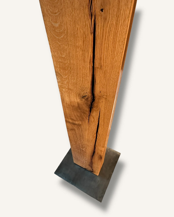 Unikate Stehleuchte aus einem Altholz Eichenbalken, LED dimmbar