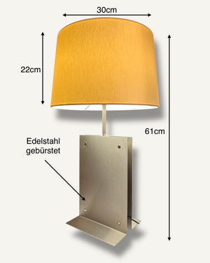 Design-Tischlampe aus Edelstahl mit gelbem Lampenschirm