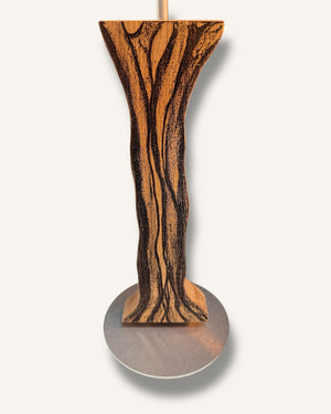 Elegante Tischlampe aus Eichenholz für Sideboard oder Nachttisch