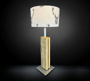 Tischlampe Eichenholz Edelstahl Hirschkopfmotiv Alpen Style Alpen Chic
