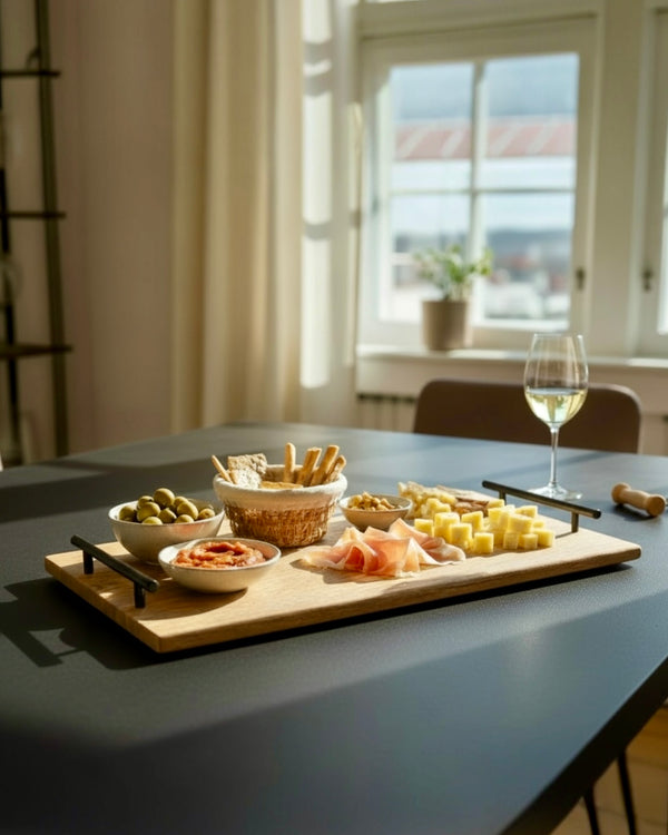 Apérobrett / Servierbrett aus Eichenholz