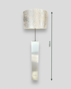 Stehlampe aus Edelstahl mit Lampenschirm in Silber Optik