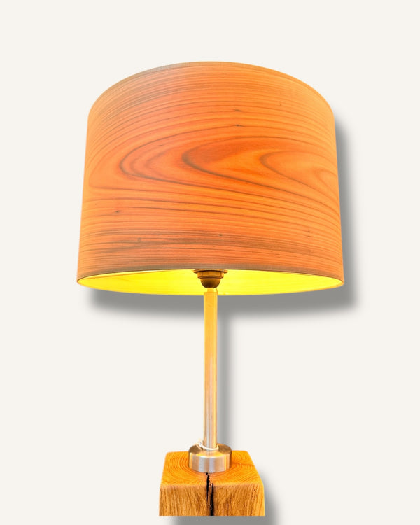 Stehlampe aus Altholz Eiche, Lampenschirm Echtholz Furnier Birke