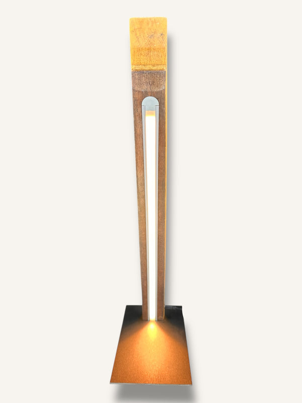 Tischleuchte Fassdaube aus altem Eichenfass, LED