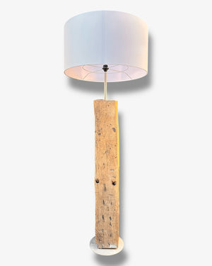 Stehlampe stehleuchte altholz eichenbalken eichenholz lampenschirm