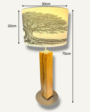 Handgemachte Tischlampe aus altem Eichenholz mit natürlicher und eleganter Ausstrahlung