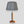 Moderne Tischlampe aus lackiertem Stahl mit industriellem Charakter