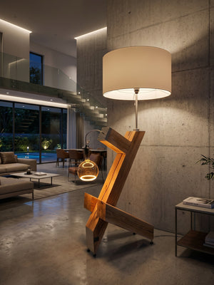 Exklusive Design-Stehlampe aus Sumpfeiche mit dimmbarem LED-Band und separater Glühbirne