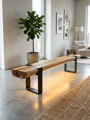 Design Sitzbank aus Eiche mit indirektem LED-Licht für moderne Wohnräume