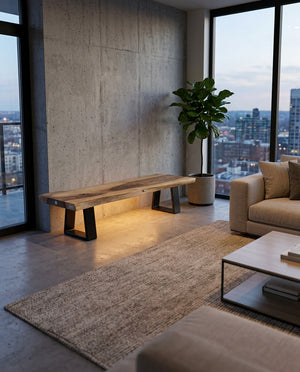 Exklusive Designer-Sitzbank aus Nussbaum mit Ambientelicht für moderne Wohnräume